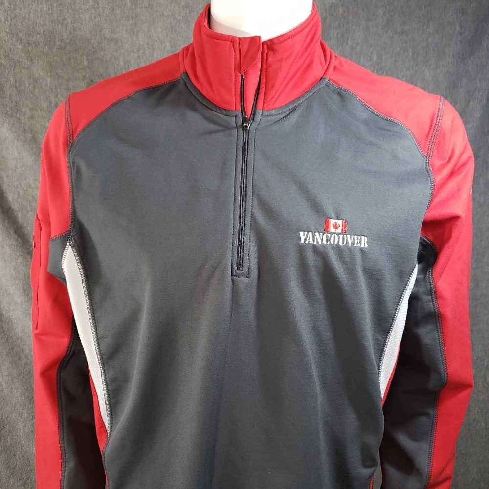 TCM Active Sports Quarter Zip Pullover Mens Size L